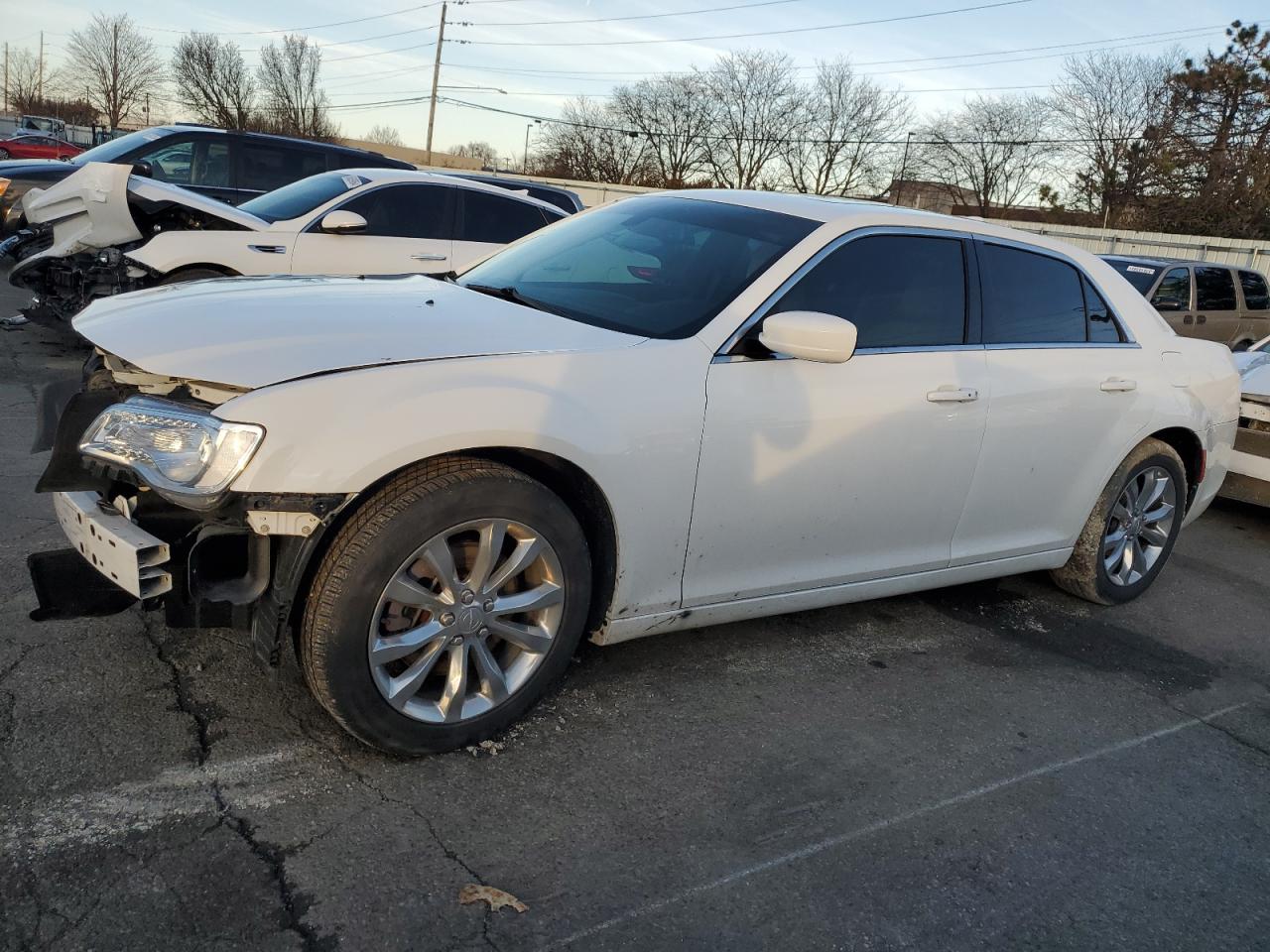 2018 Chrysler 300 Touring VIN: 2C3CCARG8JH165824 Lot: 87006234