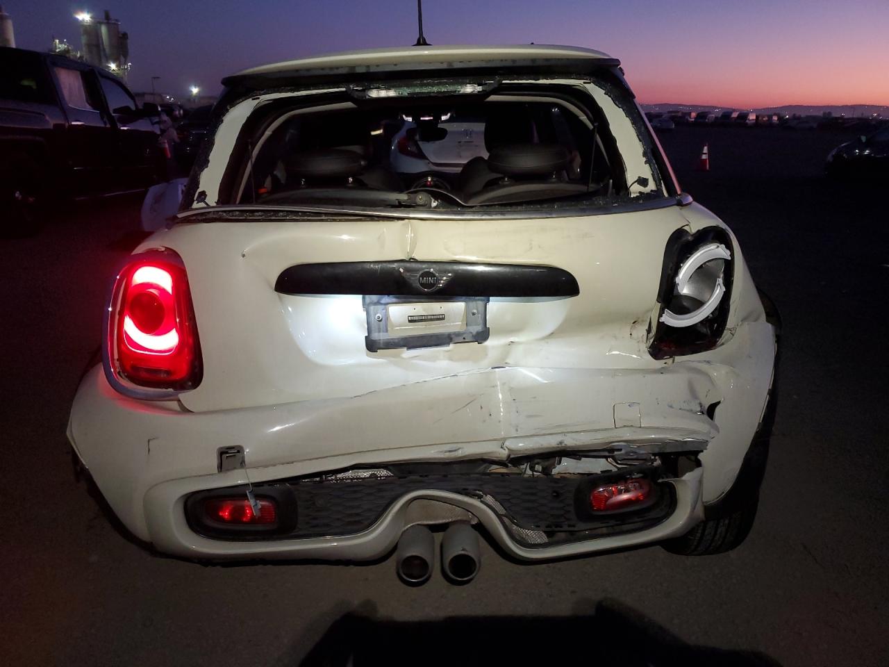 2021 Mini Cooper S VIN: WMWXR5C07M2N02993 Lot: 83905584