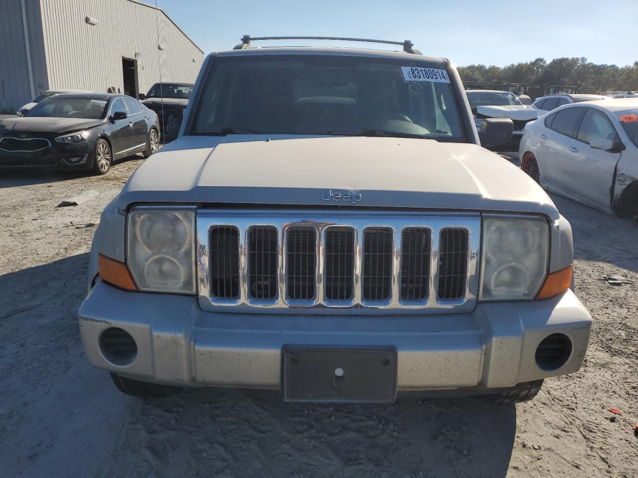 2007 Jeep Commander VIN: 1J8HH48P67C636380 Lot: 83180914