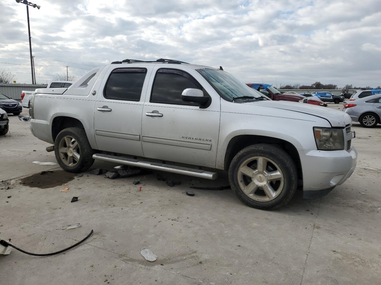 2013 Chevrolet Avalanche Lt VIN: 3GNMCFE03DG231732 Lot: 86168854