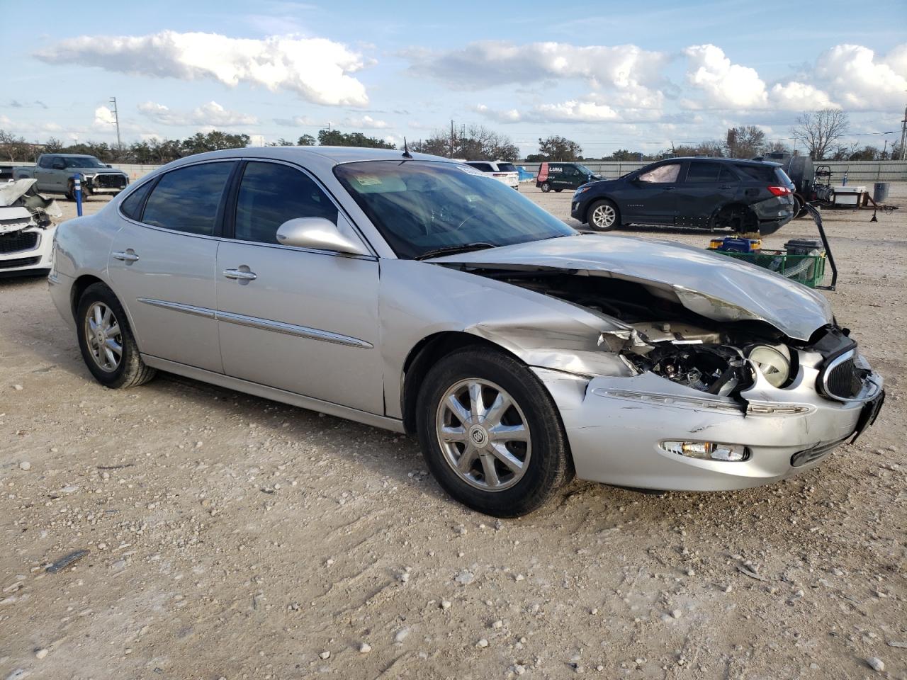 2005 Buick Lacrosse Cxl VIN: 2G4WD532151215886 Lot: 85640164