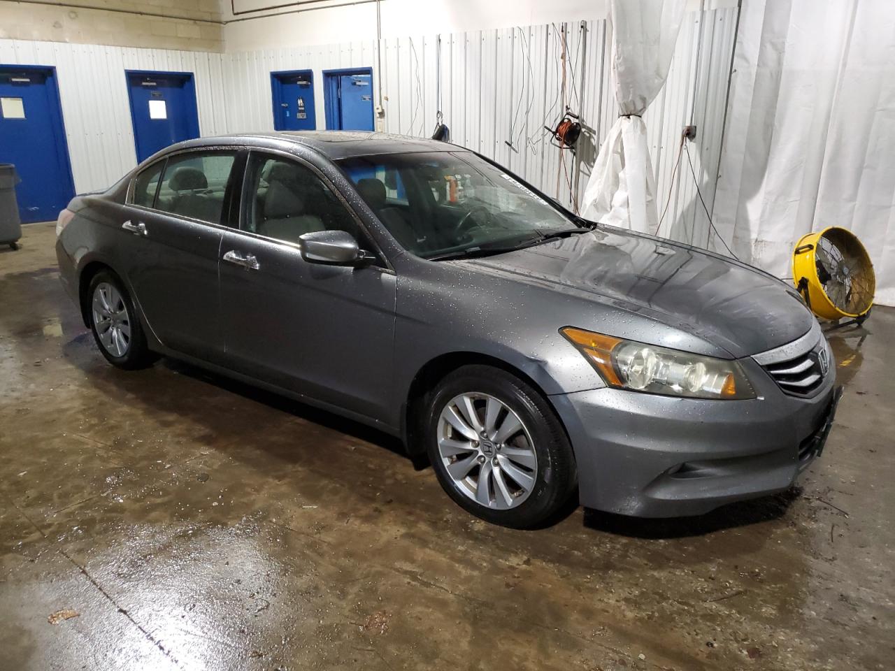 2011 Honda Accord Exl VIN: 1HGCP3F89BA032466 Lot: 84489764