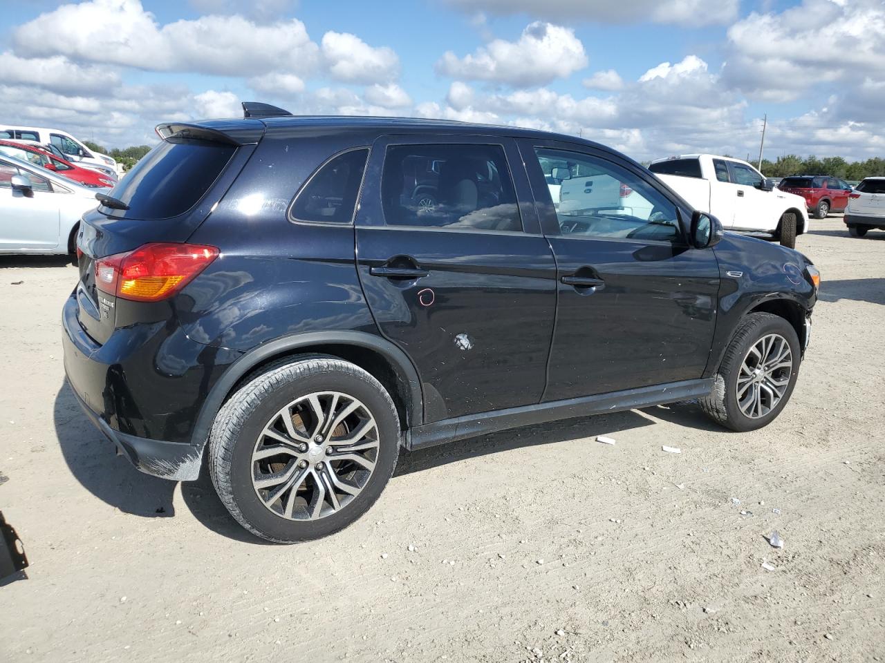 2017 Mitsubishi Outlander Sport Es VIN: JA4AP3AW1HZ059256 Lot: 86759334