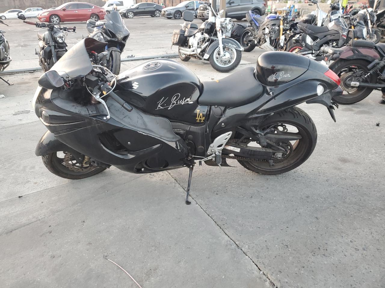 2011 Suzuki Gsx1300 R VIN: JS1GX72A6B2102445 Lot: 85342174