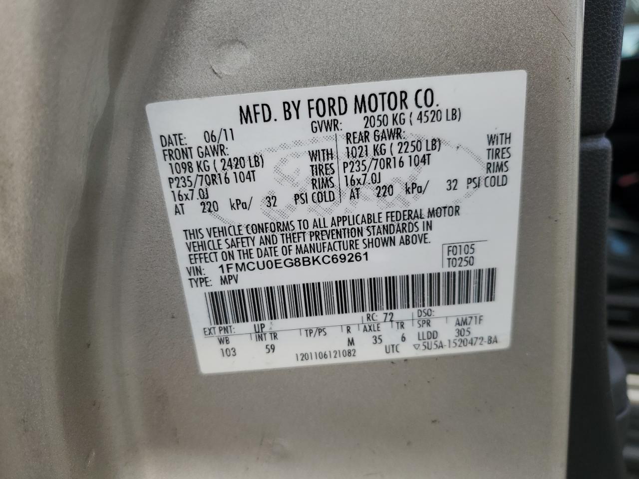 1FMCU0EG8BKC69261 2018 Ford Escape Limited