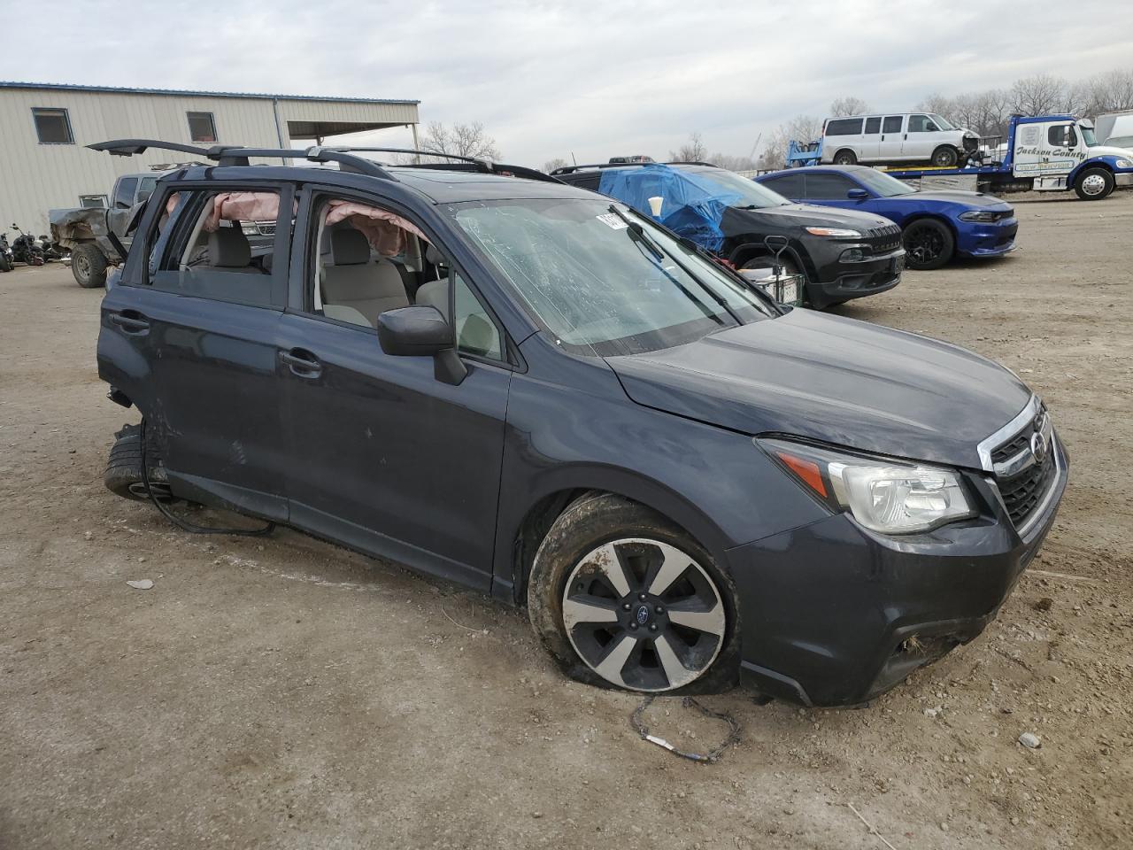 2018 Subaru Forester 2.5I Premium VIN: JF2SJAEC3JH493014 Lot: 83110204