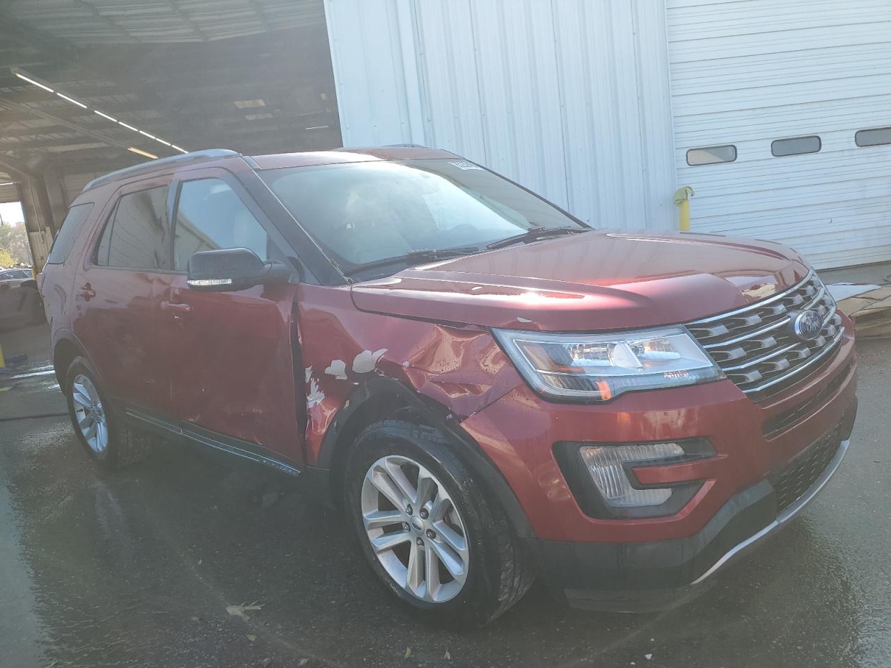 1FM5K7D80HGE32871 2017 Ford Explorer Xlt