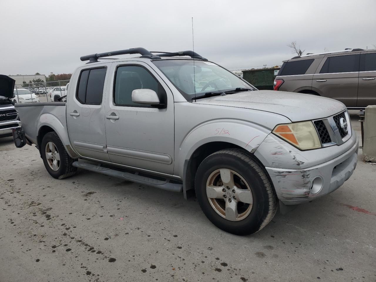 1N6AD07U35C444722 2005 Nissan Frontier Crew Cab Le