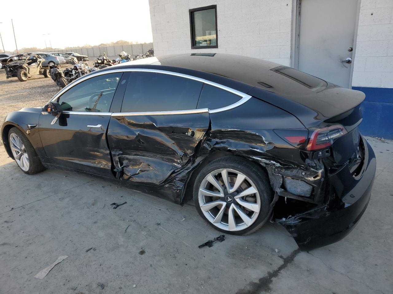 2018 Tesla Model 3 VIN: 5YJ3E1EB1JF134940 Lot: 84016504