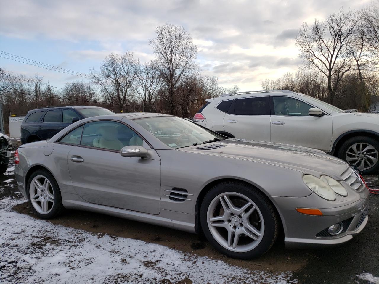 2007 Mercedes-Benz Sl 550 VIN: WDBSK71F97F133327 Lot: 85912604