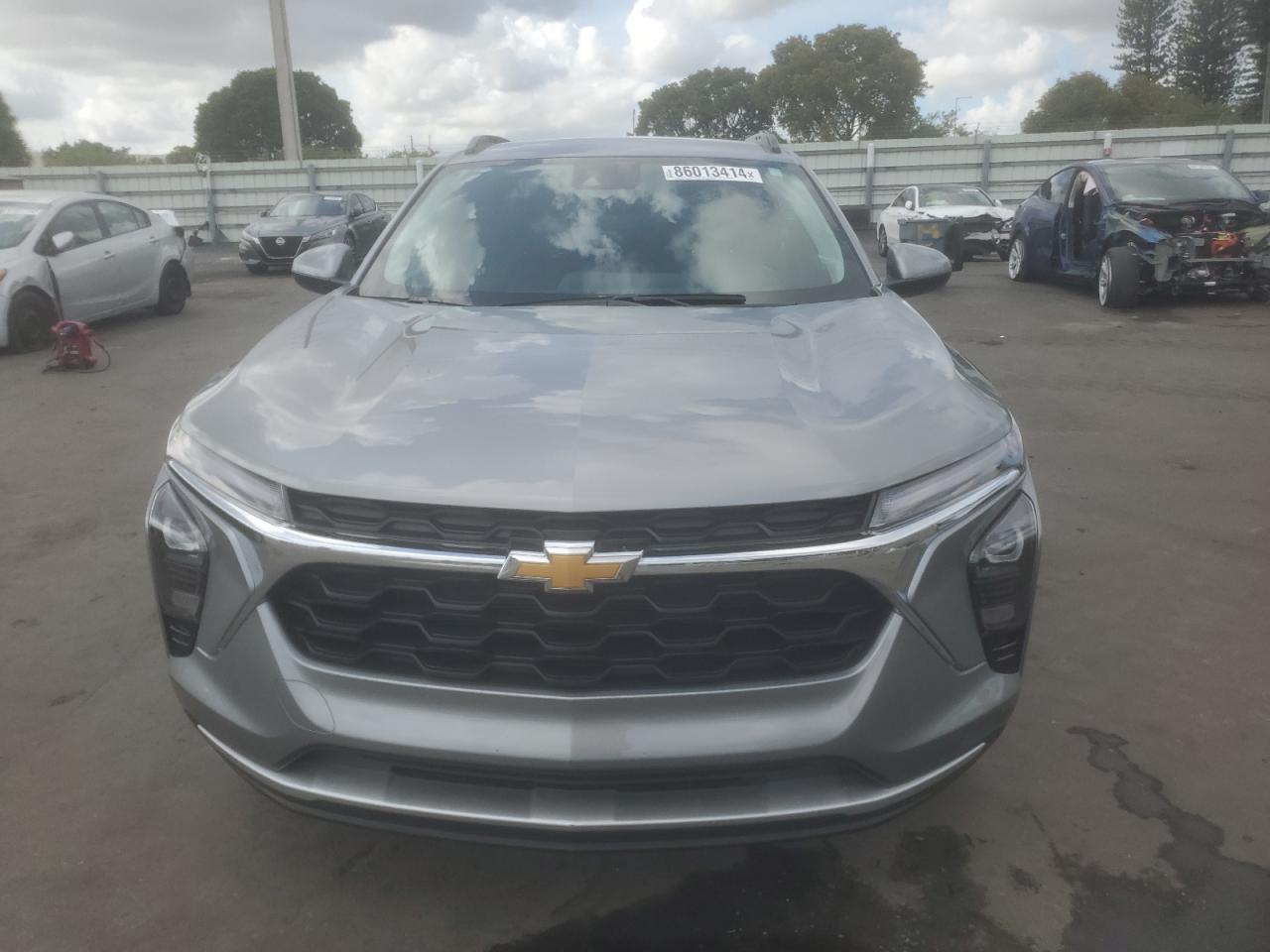 KL77LHE2XRC203758 2024 Chevrolet Trax 1Lt