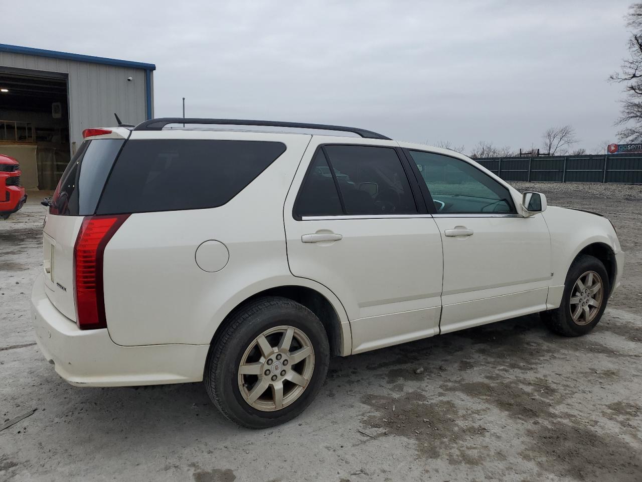 2008 Cadillac Srx VIN: 1GYEE637880152133 Lot: 83984354