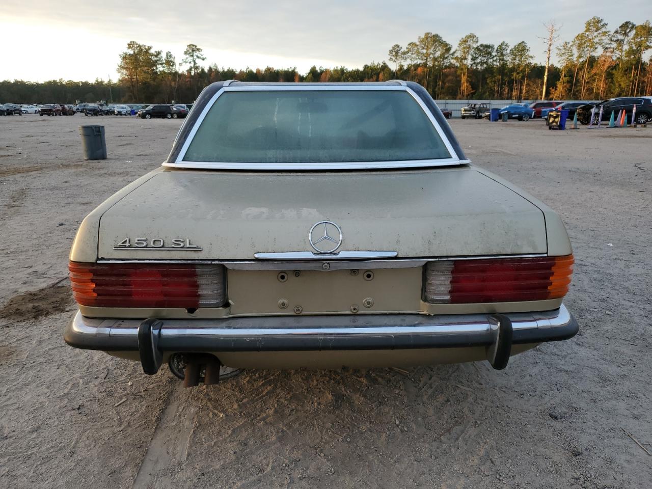 1973 Mercedes-Benz Sl 450 VIN: 10704412010365 Lot: 84717124