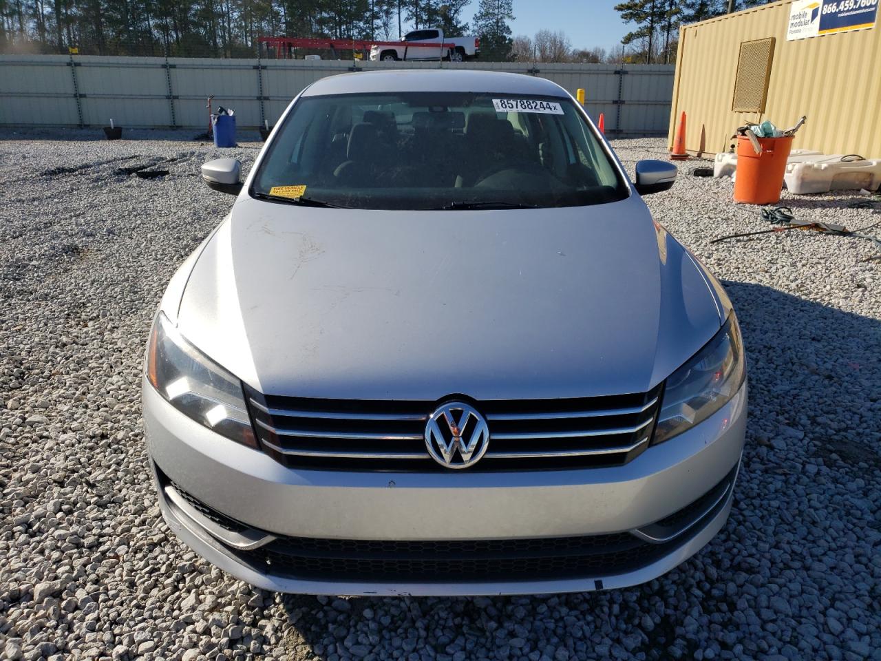 1VWAH7A35DC028747 2013 Volkswagen Passat S