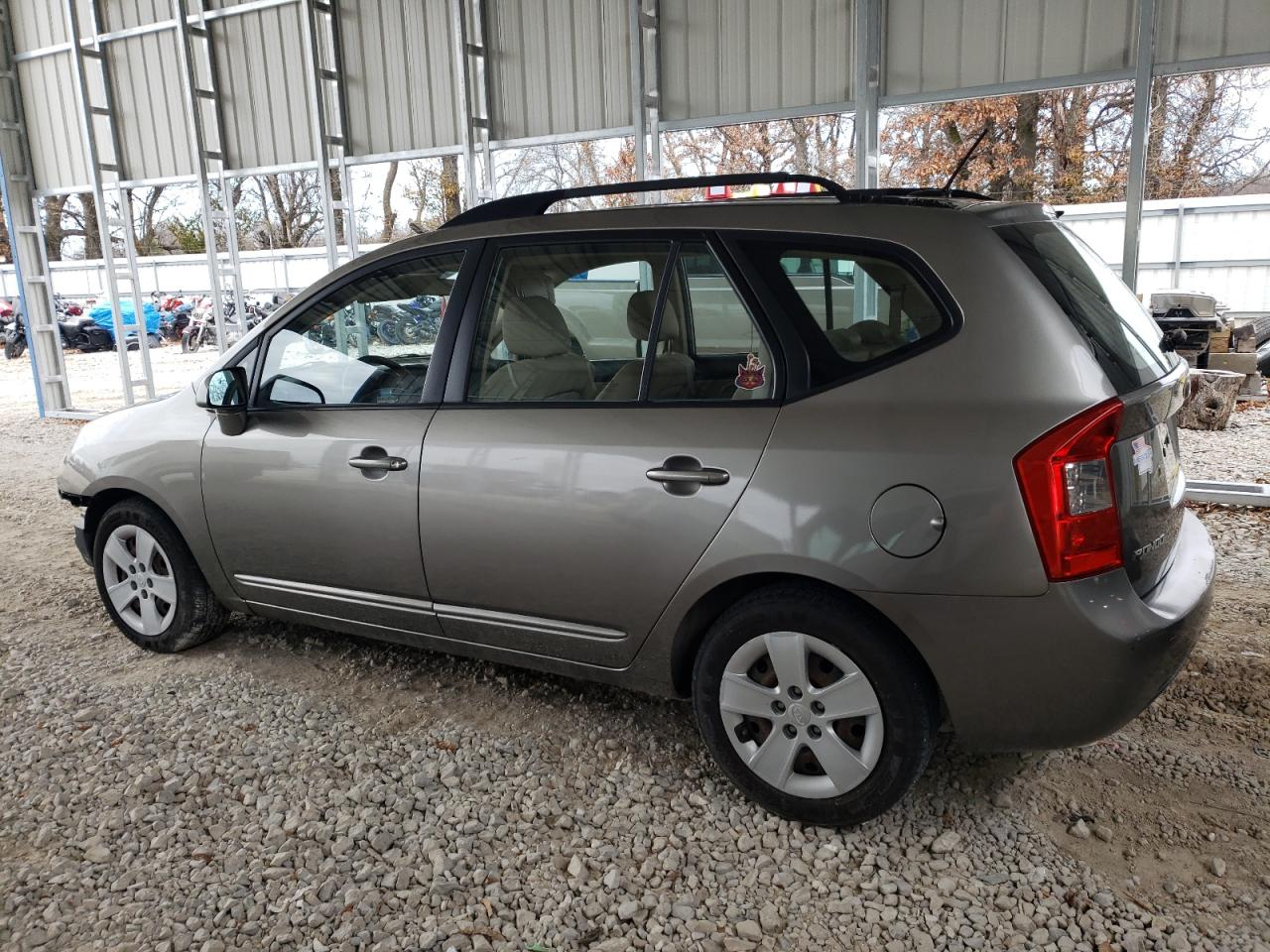 2009 Kia Rondo Lx VIN: KNAFG526297252855 Lot: 84956504