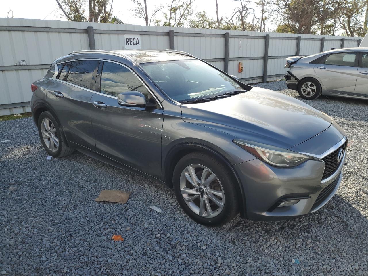 2017 Infiniti Qx30 Base VIN: SJKCH5CP8HA015604 Lot: 85754084