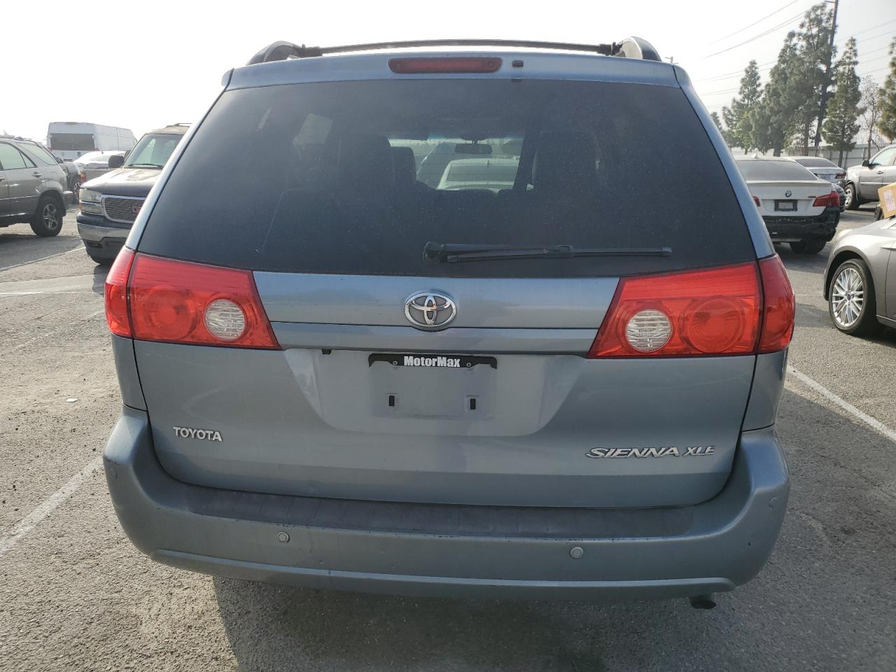 2010 Toyota Sienna Xle VIN: 5TDYK4CC2AS296258 Lot: 86543444