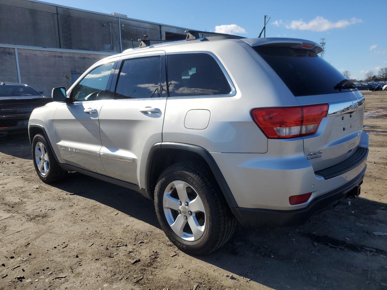 1C4RJFAG5CC332702 2012 Jeep Grand Cherokee Laredo