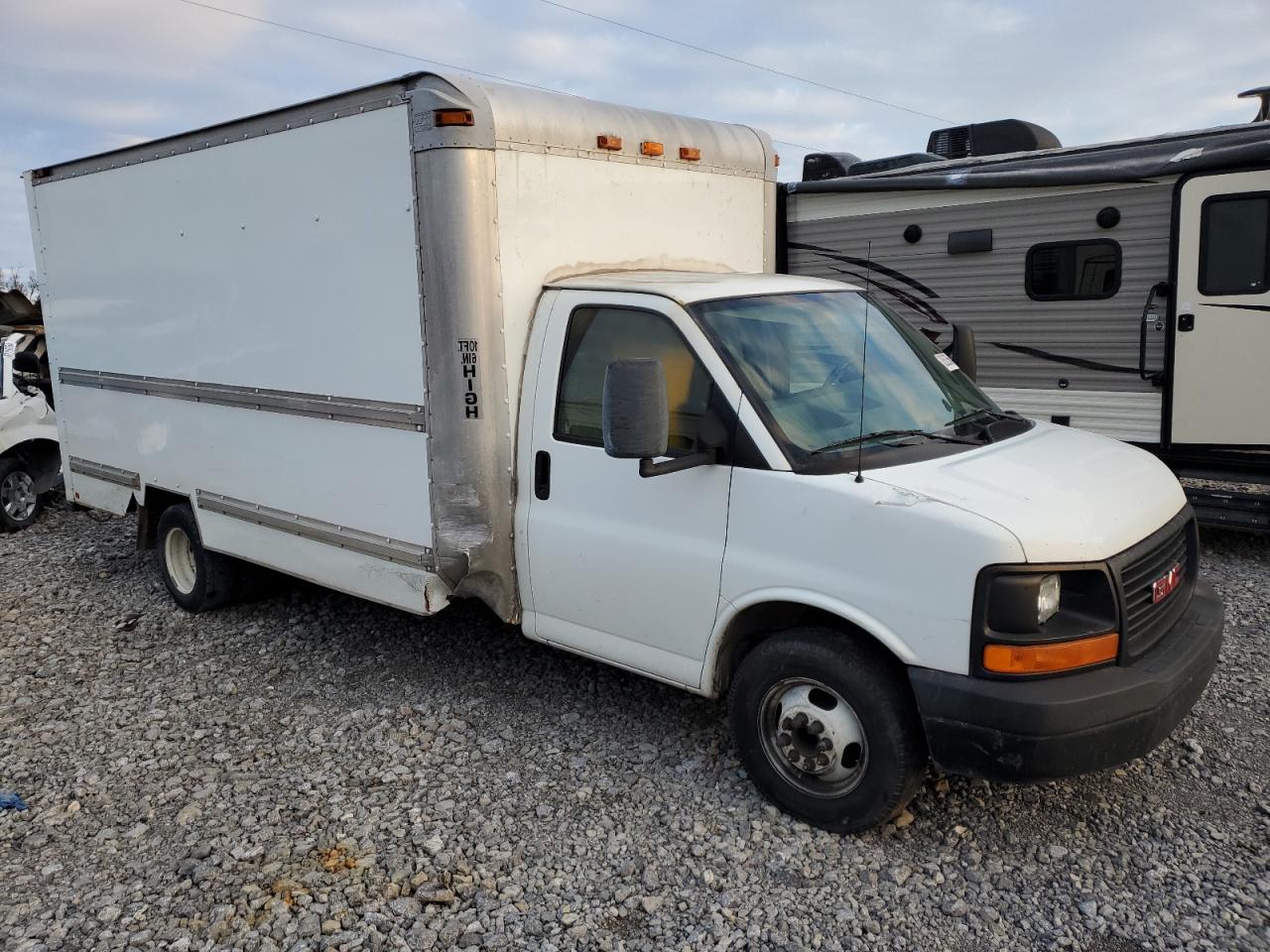 2007 GMC Savana Cutaway G3500 VIN: 1GDHG31U171902416 Lot: 82623654