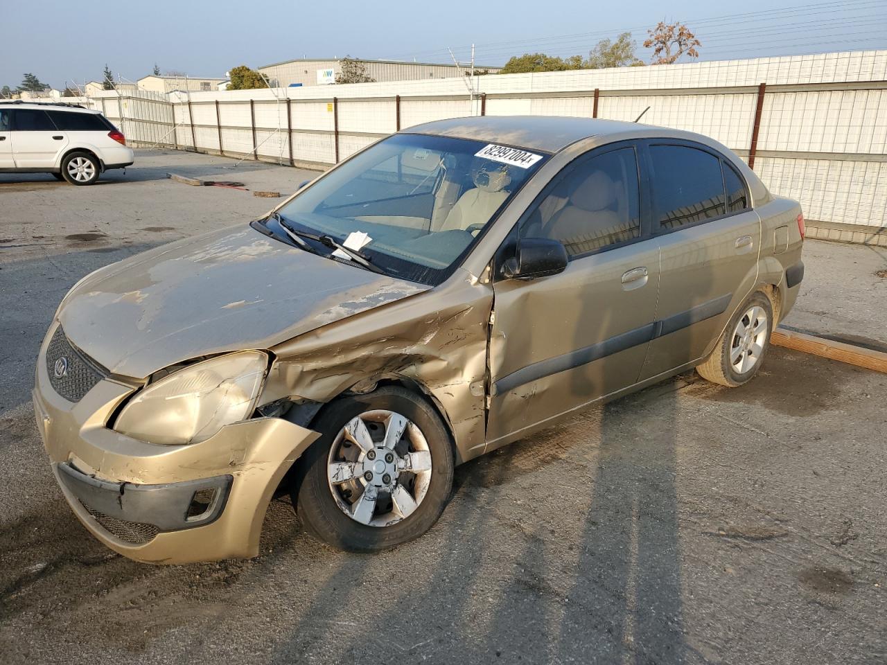 2007 Kia Rio Base VIN: KNADE123976283082 Lot: 82997004