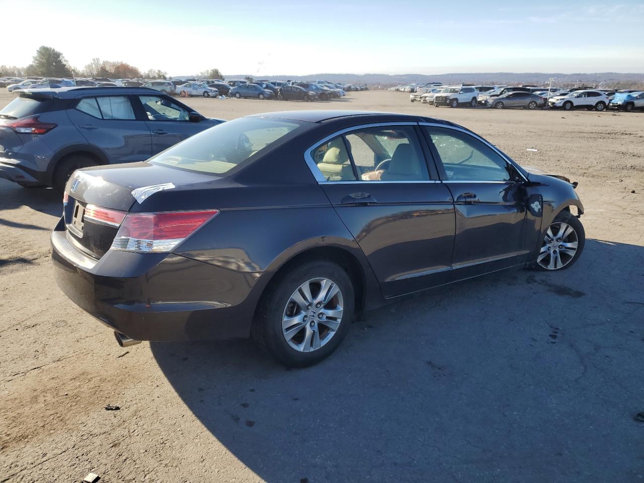 2011 Honda Accord Lxp VIN: 1HGCP2F49BA081206 Lot: 84807054