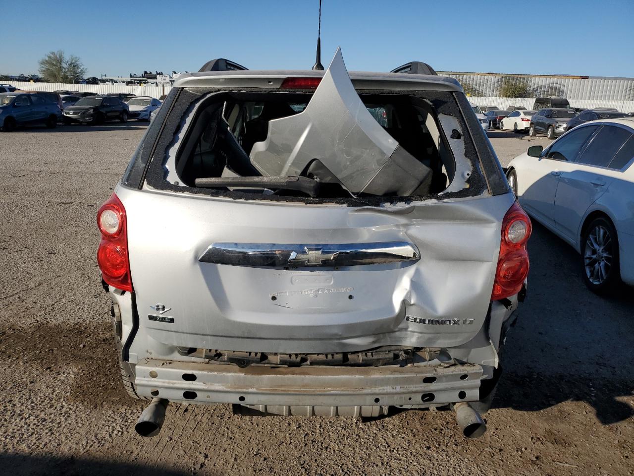 2CNFLDE57B6318071 2011 Chevrolet Equinox Lt