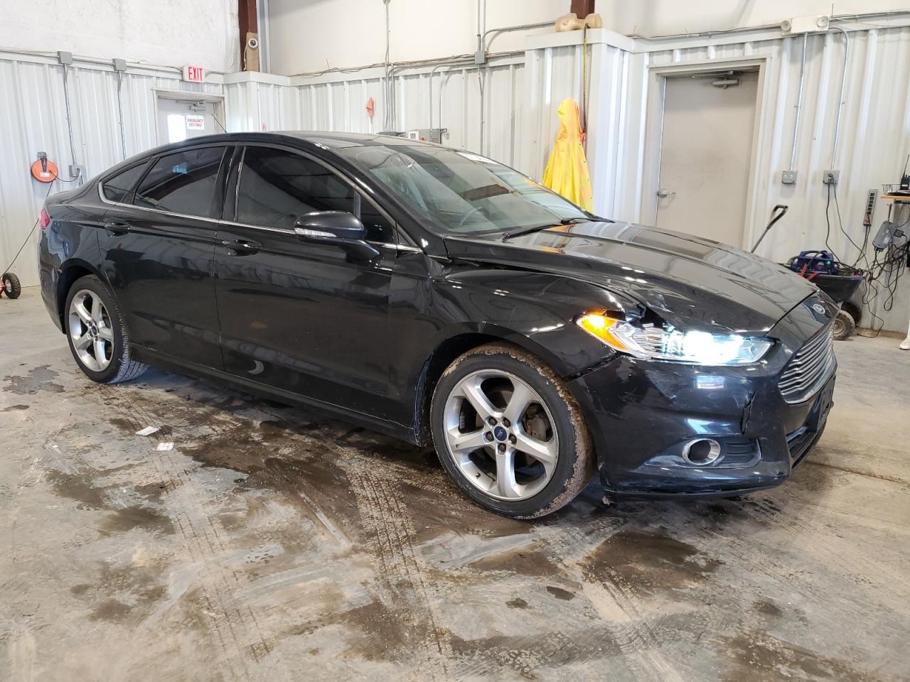 3FA6P0T91FR185562 2015 Ford Fusion Se