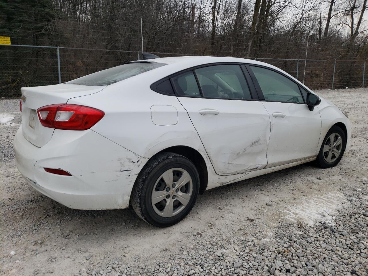 2017 Chevrolet Cruze Ls VIN: 1G1BC5SM7H7207851 Lot: 82858544