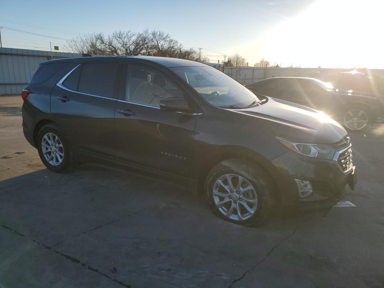 2018 Chevrolet Equinox Lt VIN: 2GNAXJEV8J6139464 Lot: 84903084