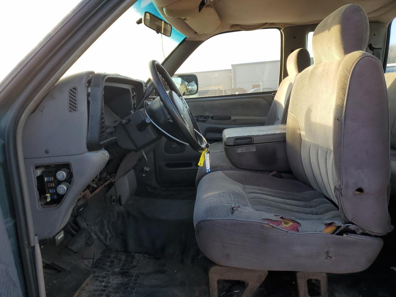 1995 Dodge Ram 2500 VIN: 3B7KC23Z1SM165755 Lot: 84926024