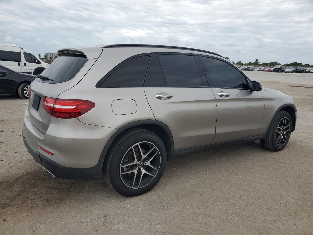 2019 Mercedes-Benz Glc 300 VIN: WDC0G4JB2KF571017 Lot: 86610364