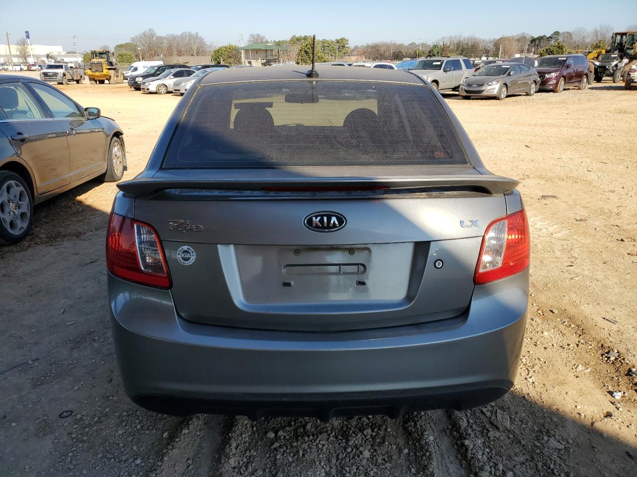 2011 Kia Rio Base VIN: KNADH4A39B6913184 Lot: 86364604