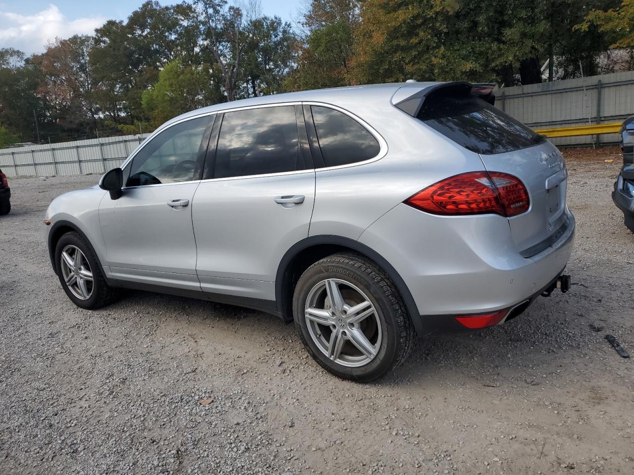 WP1AE2A28BLA93643 2011 Porsche Cayenne S Hybrid