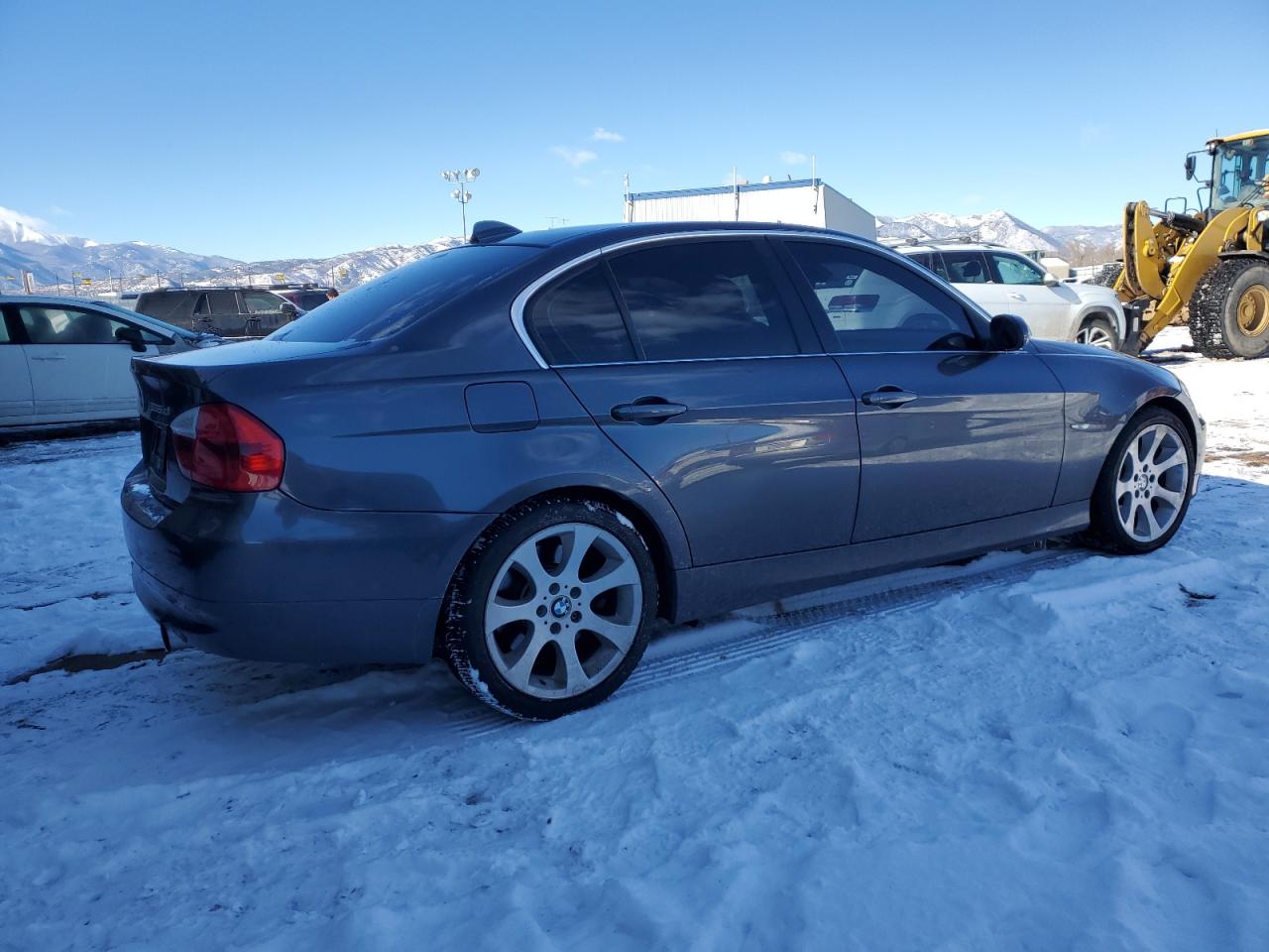 WBAVD53597A006802 2007 BMW 335 Xi