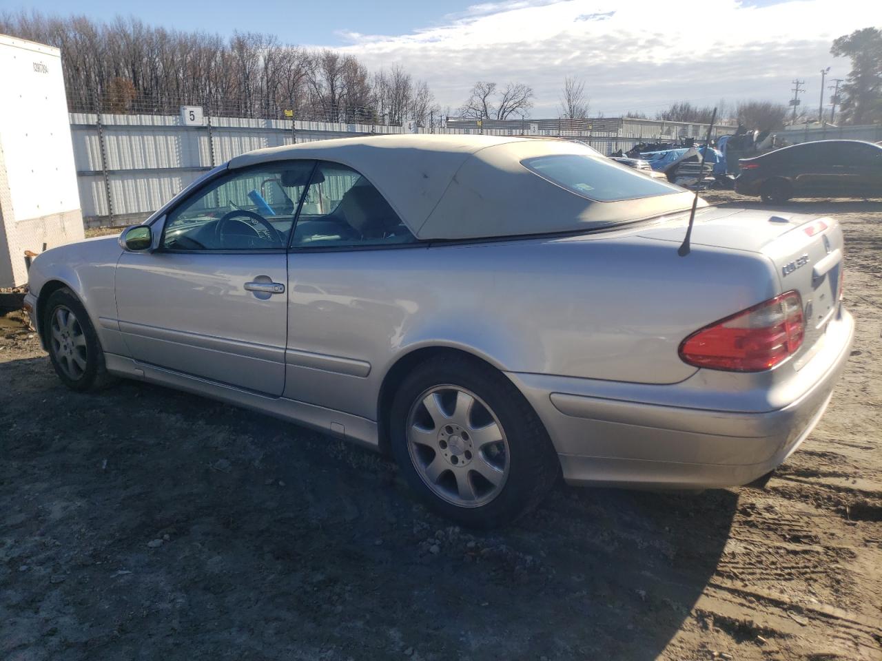 2000 Mercedes-Benz Clk 320 VIN: WDBLK65G4YT043233 Lot: 85866174