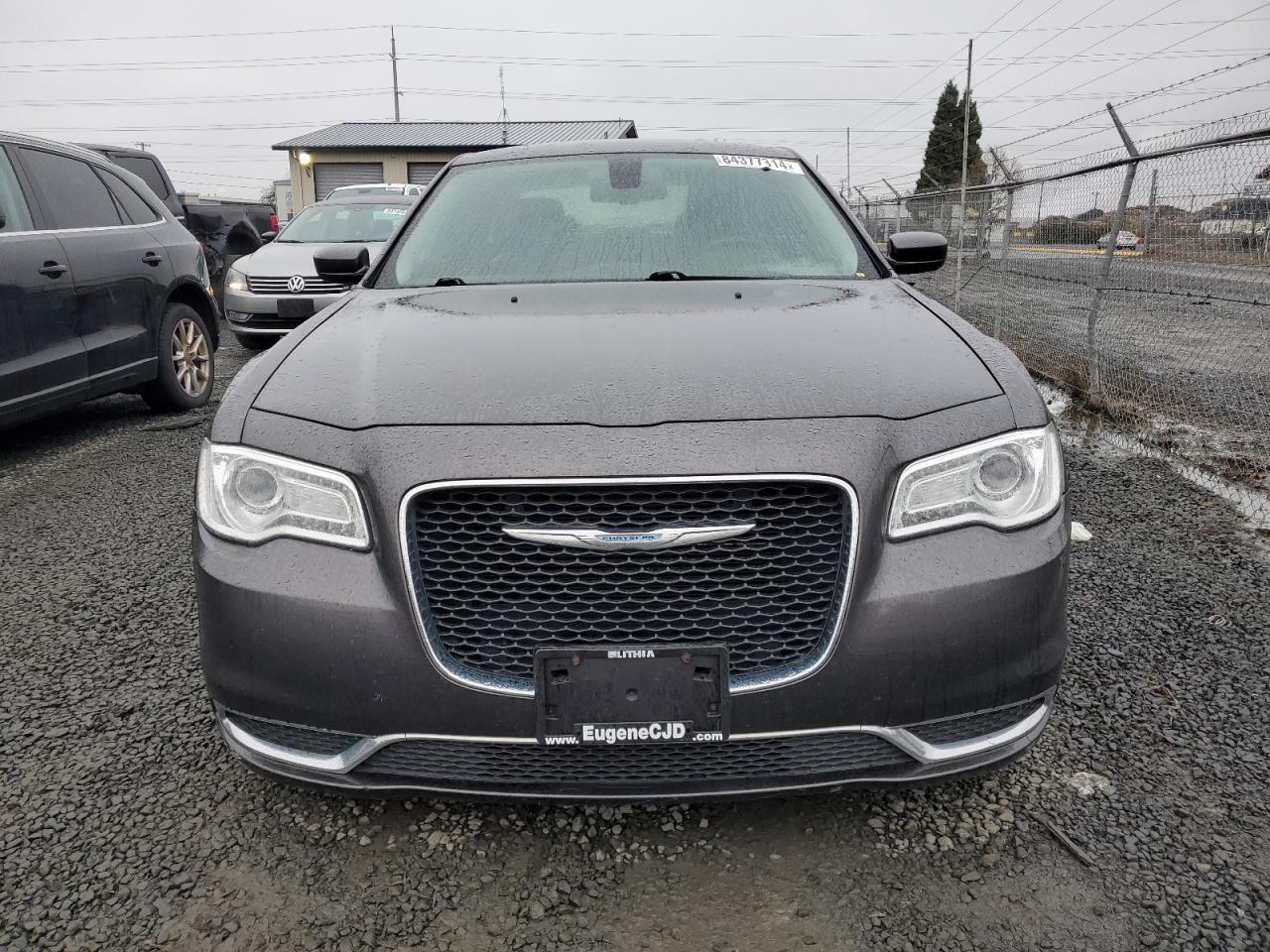 2015 Chrysler 300 Limited VIN: 2C3CCAAG2FH780565 Lot: 84377314