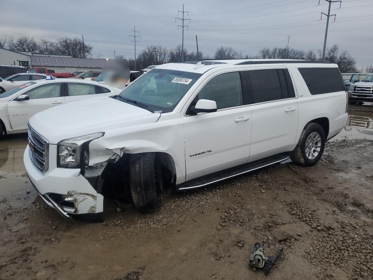 2017 GMC Yukon Xl K1500 Slt VIN: 1GKS2GKC2HR324131 Lot: 86095154