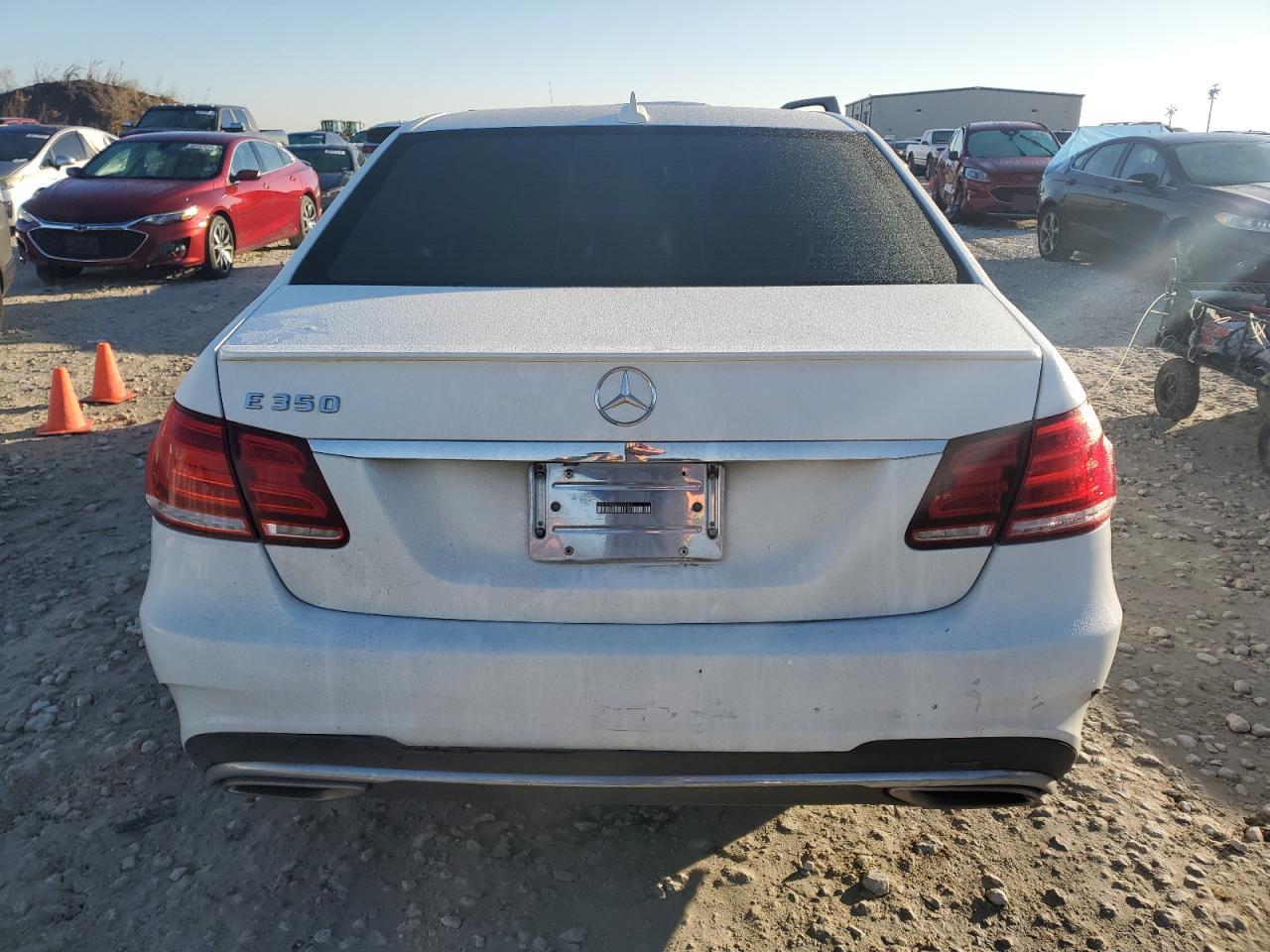 2014 Mercedes-Benz E 350 VIN: WDDHF5KB2EA872040 Lot: 83980384