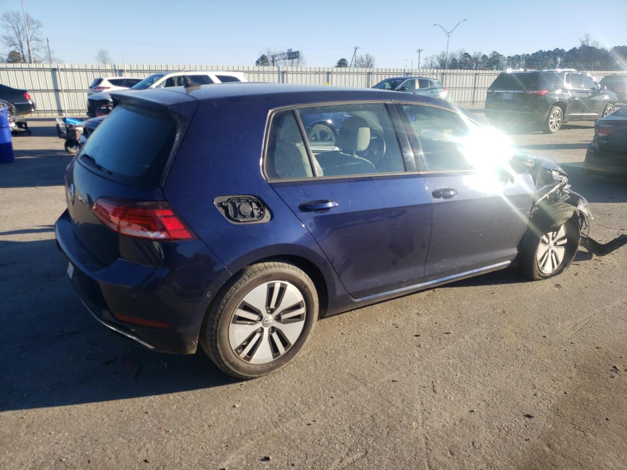 2018 Volkswagen E-Golf Sel Premium VIN: WVWPR7AU3JW909606 Lot: 86294834