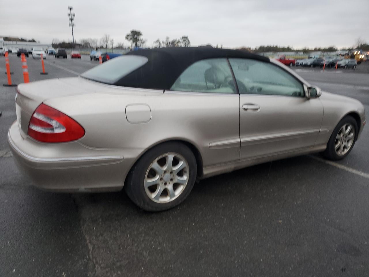 2004 Mercedes-Benz Clk 320 VIN: WDBTK65G24T009947 Lot: 85880954