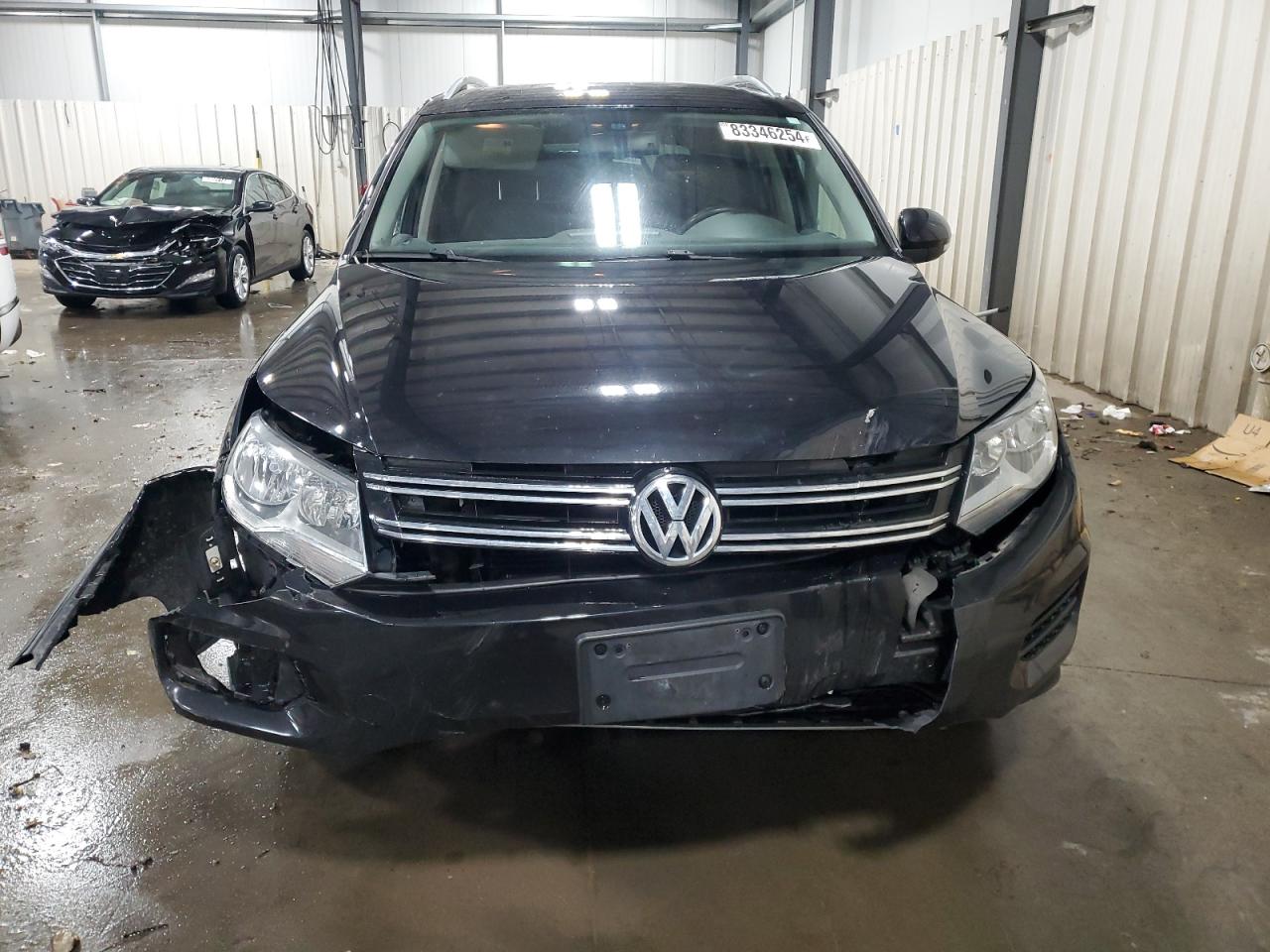 2017 Volkswagen Tiguan Wolfsburg VIN: WVGSV7AX8HK011631 Lot: 83346254