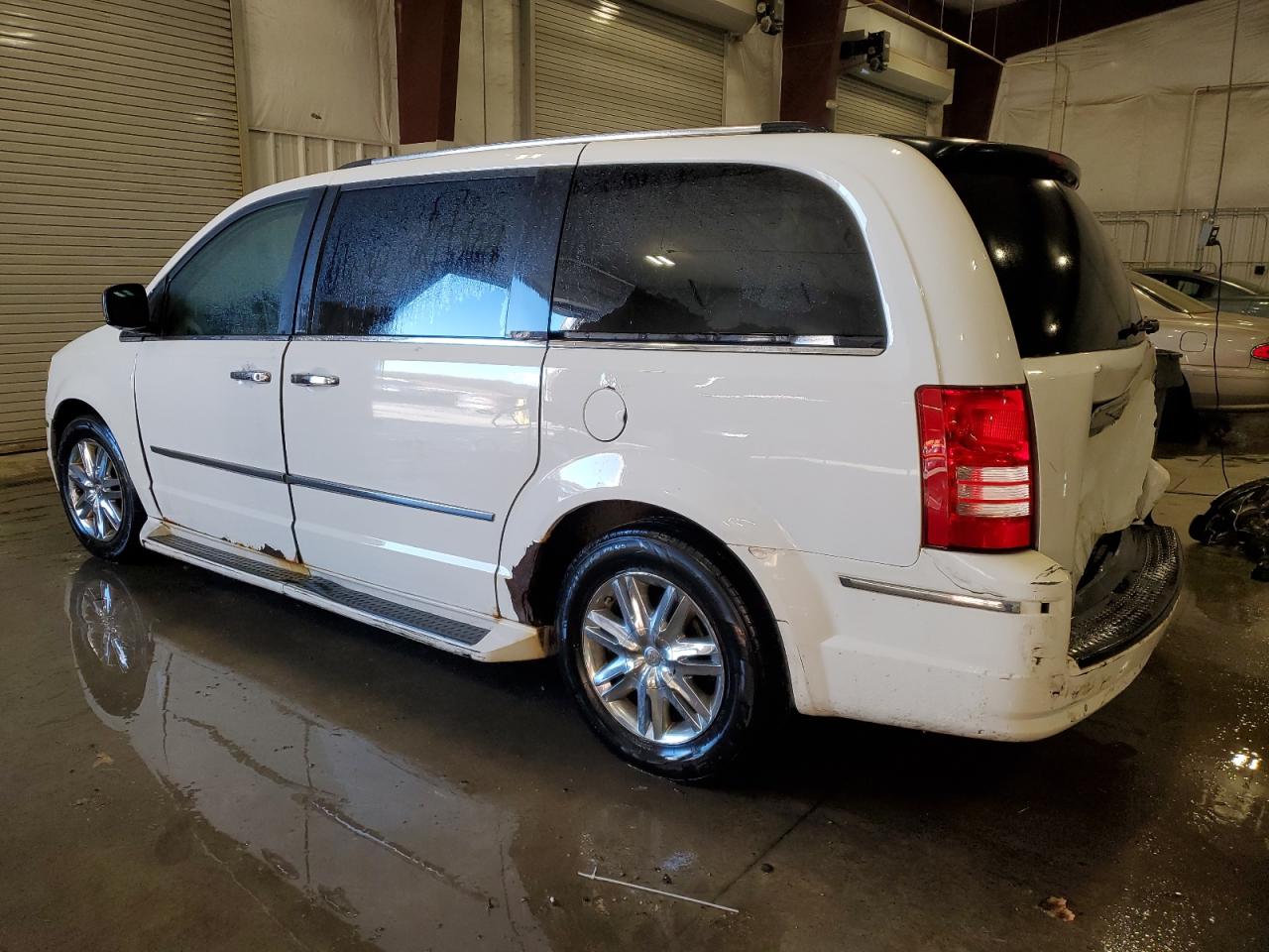 2010 Chrysler Town & Country Limited VIN: 2A4RR7DX3AR456699 Lot: 83562794