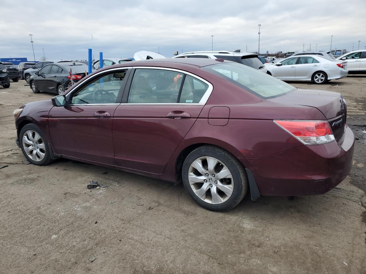 2009 Honda Accord Exl VIN: 1HGCP26819A110999 Lot: 84409634