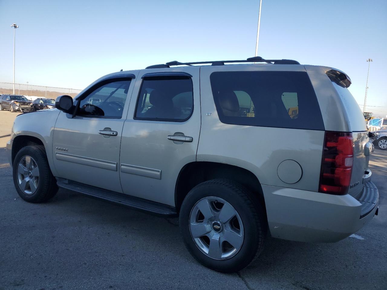 2011 Chevrolet Tahoe K1500 Lt VIN: 1GNSKBE05BR105548 Lot: 83021124