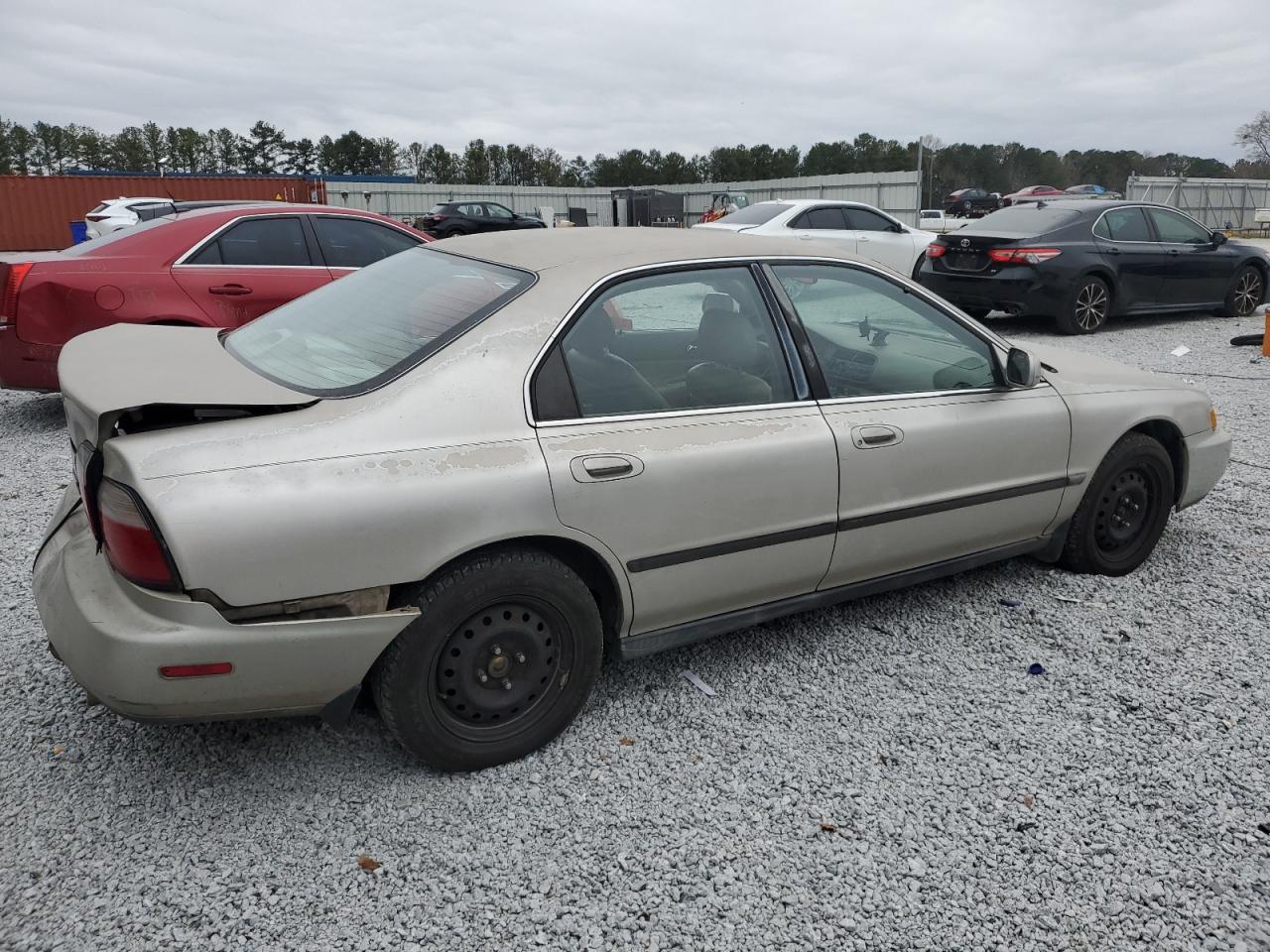 1996 Honda Accord Lx VIN: 1HGCE6647TA010021 Lot: 86294974