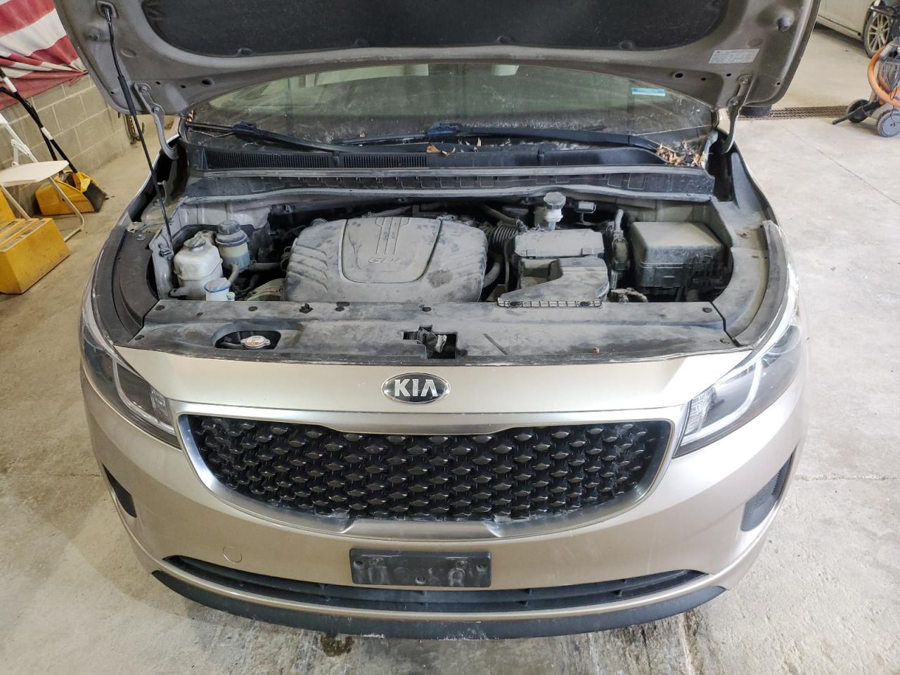 KNDMB5C17F6041986 2015 Kia Sedona Lx