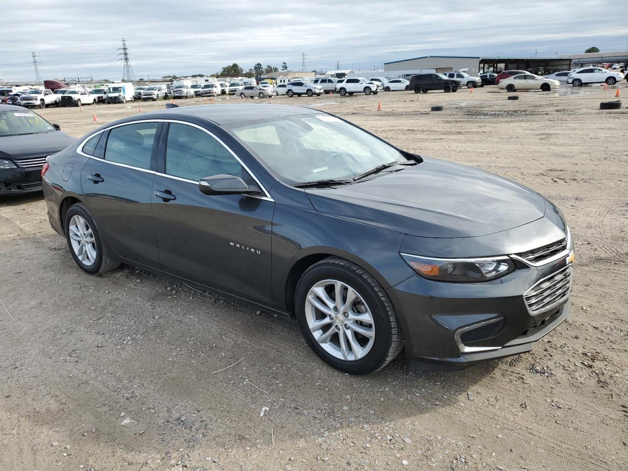 1G1ZD5ST4JF243950 2018 Chevrolet Malibu Lt