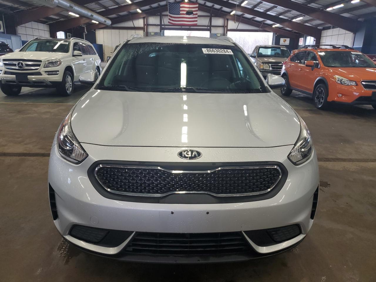 KNDCB3LC8H5054255 2017 Kia Niro Fe