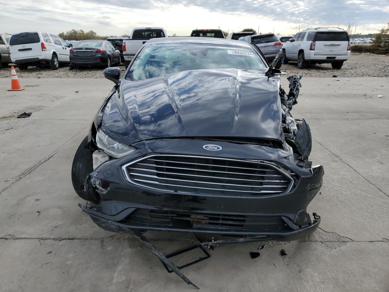 3FA6P0HD1LR135477 2020 Ford Fusion Se