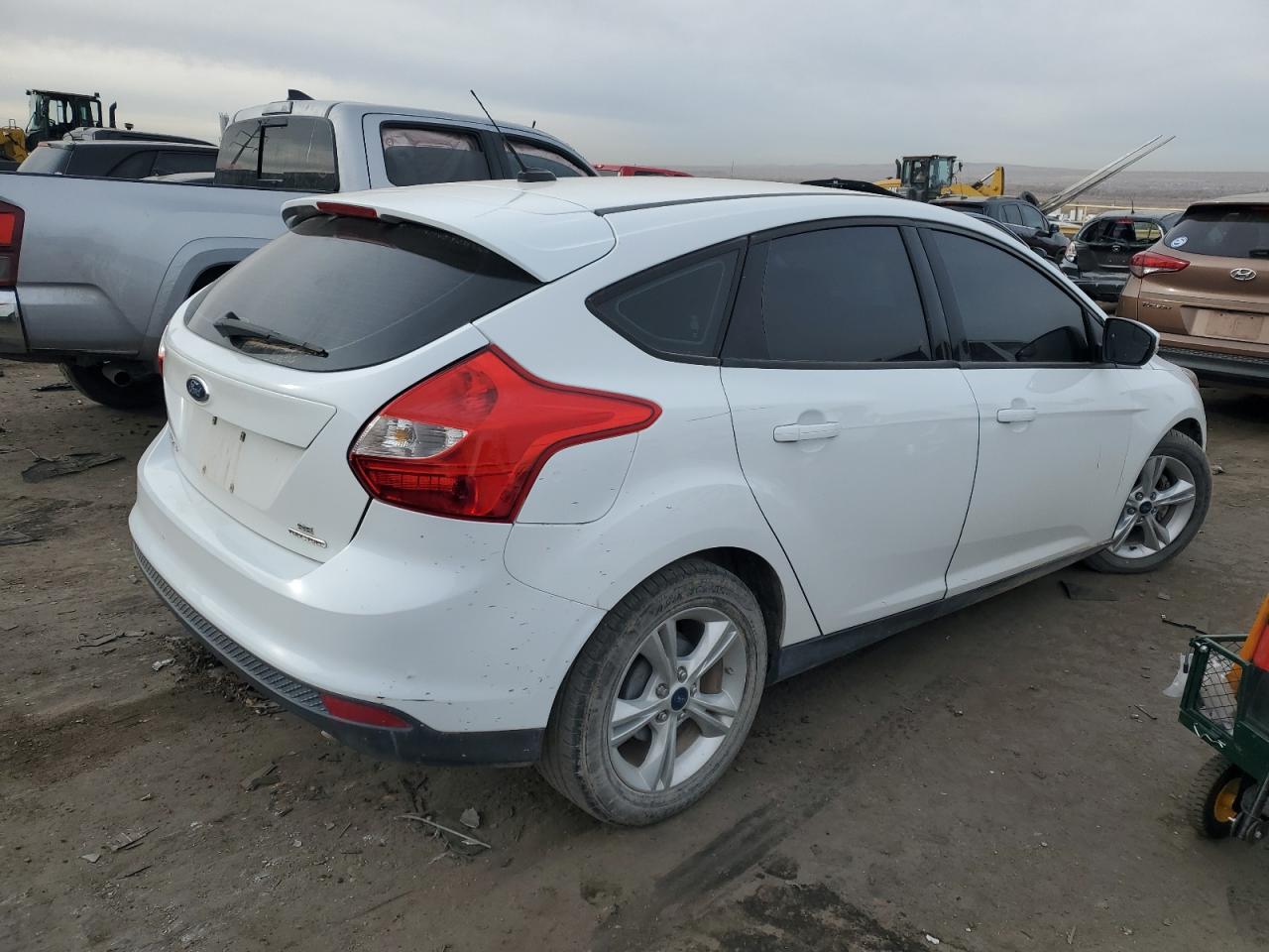 1FADP3K28EL460483 2014 Ford Focus Se